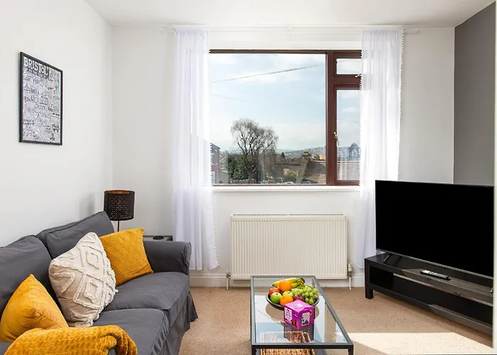 Spacious 2 Bedroom By Matchstickstays Bristol