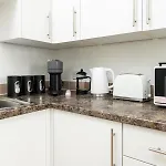 Apartment Spacious 2 Bedroom By Matchstickstays