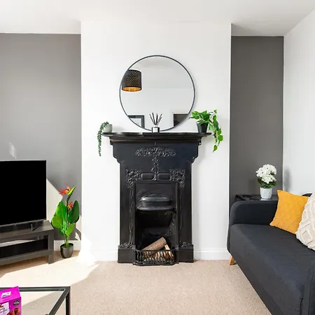 Apartmán Spacious 2 Bedroom By Matchstickstays