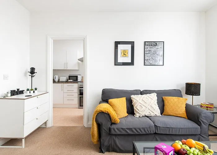 Spacious 2 Bedroom By Matchstickstays